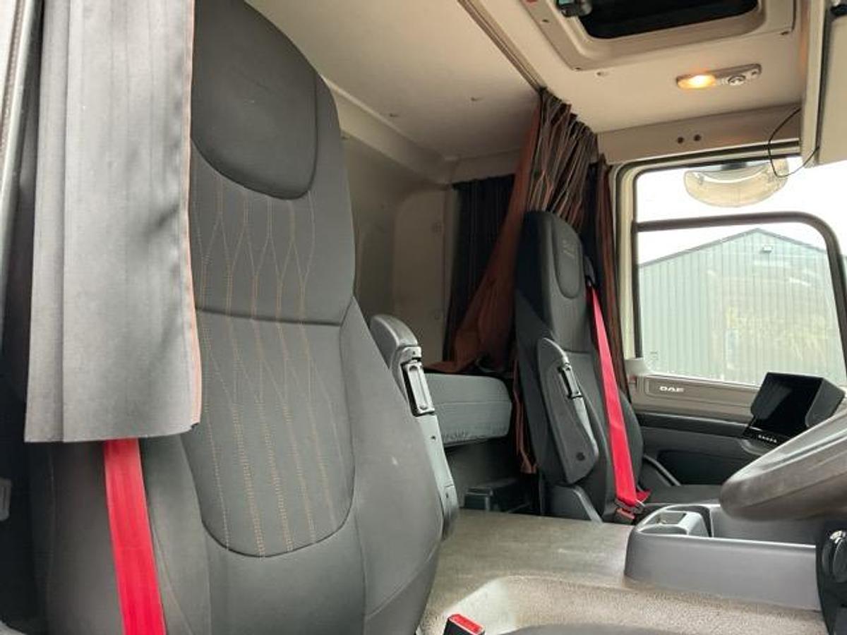 Used 2021 DAF CF260 4x2 Boxvan