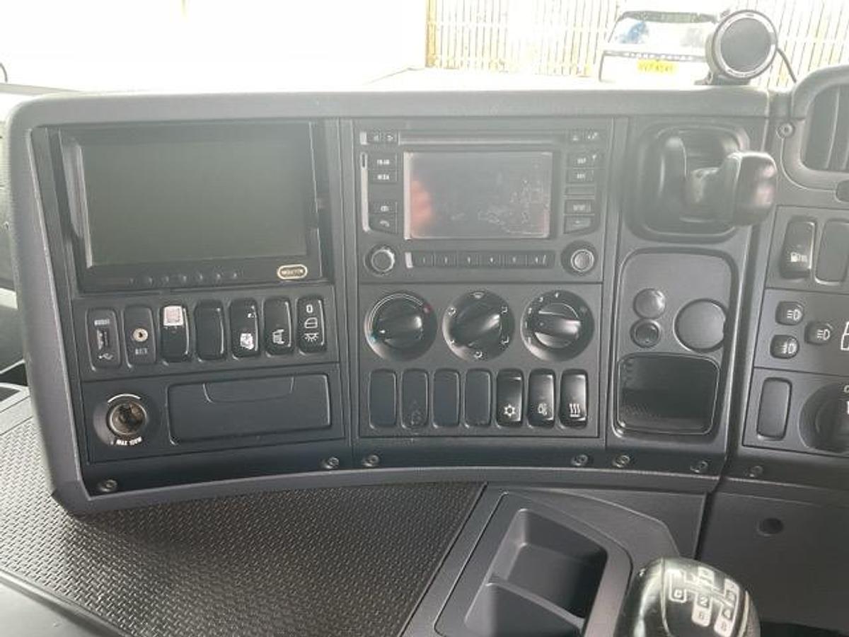 Used 2014 Scania P410 8x4 Steel Tipper