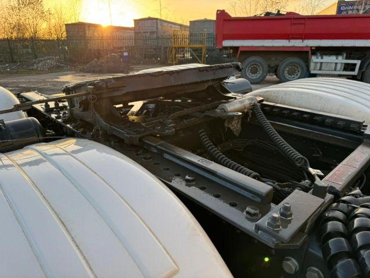 Used 2025 (25) Scania S770 V8 6x2 Rearlift