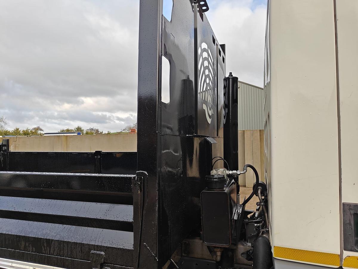 Used 2022 DAF LF180 4x2 Dopside Tipper
