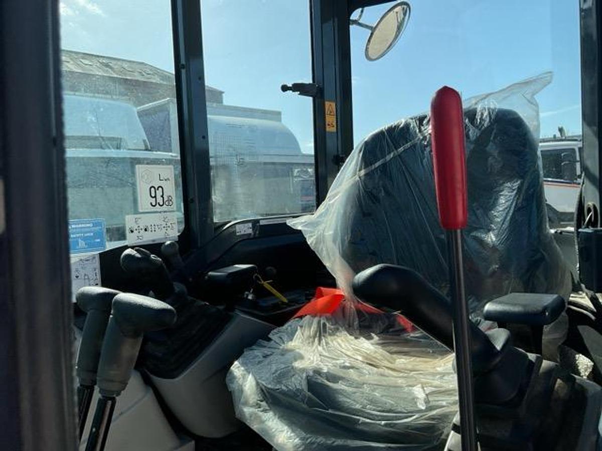 Used 2022 Kobelco SK28SR-6E Mini Excavator