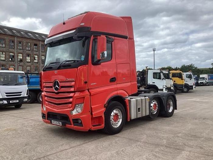 Used 2016 Mercedes Actros 2551 6x2 Unit