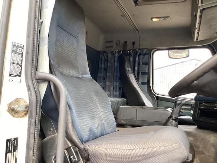 Used 2006 Volvo FM400 8x4 Tipper