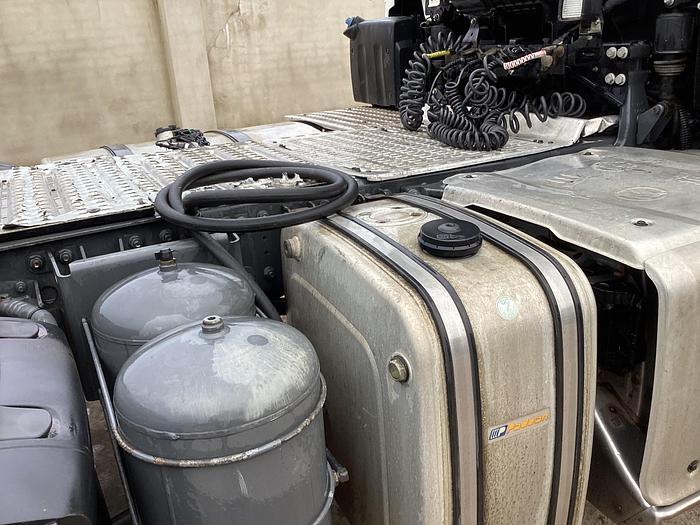 Used 2019 CF430 6x2 Tag Axle