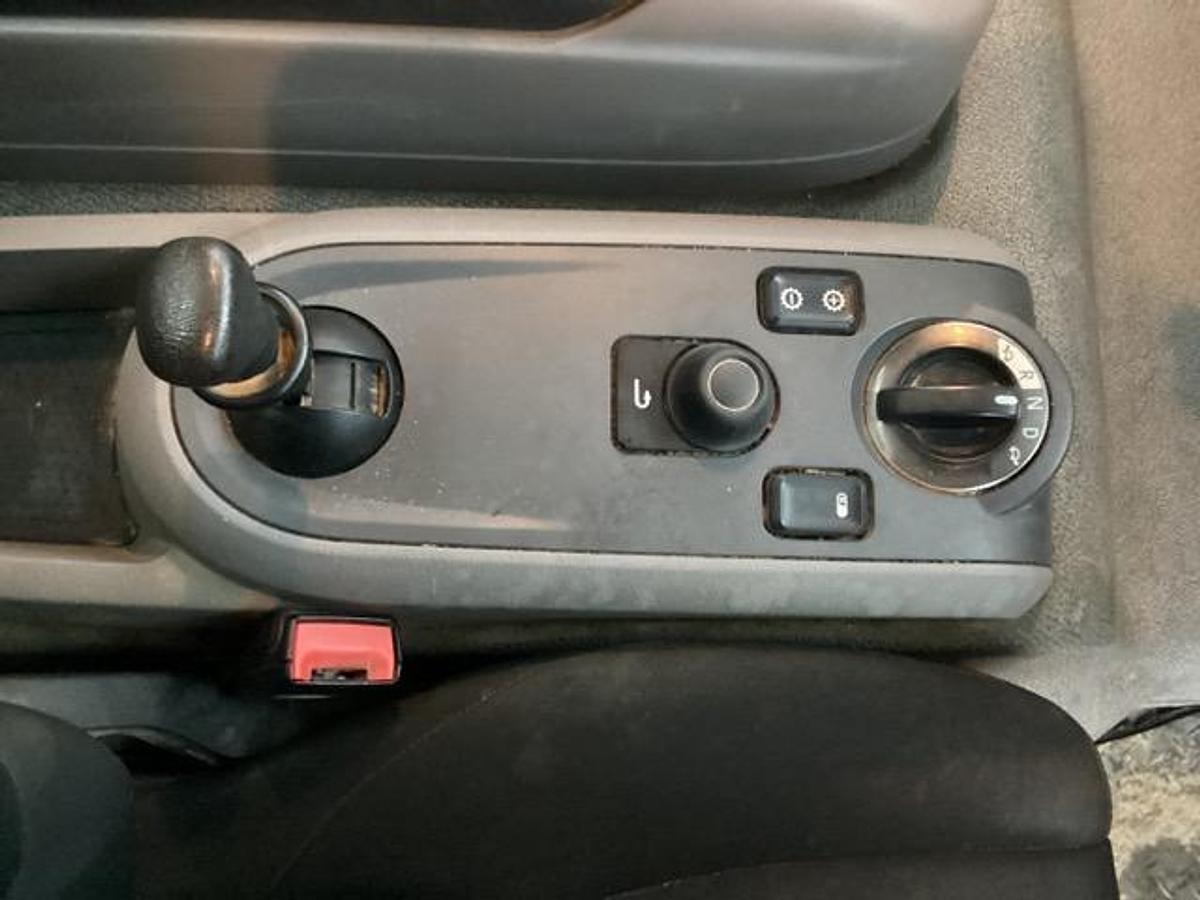 Used 2023 (73) DAF LF230 4x2 18T Dropside Flatbed