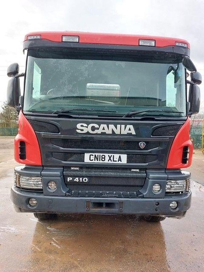 Used 2018 (18) Scania P410 8x4 Steel Tipper