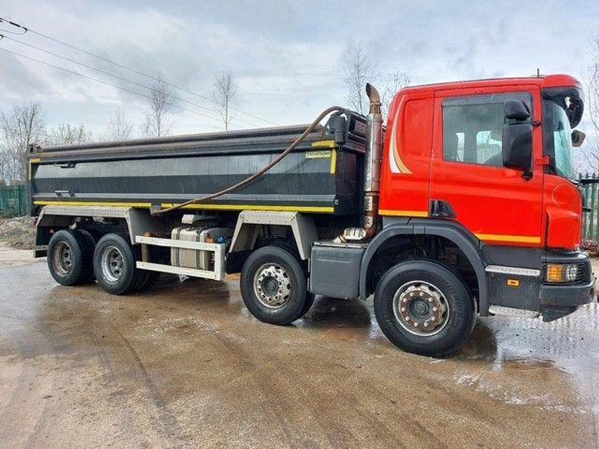 Used 2018 (18) Scania P410 8x4 Steel Tipper