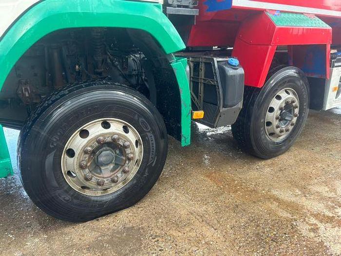 Used 2015 (15) Volvo FMX420 8x4 Steel Tipper