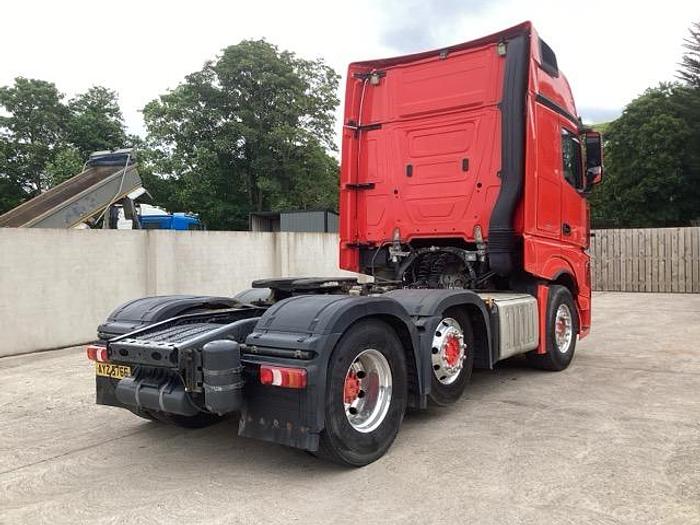 Used 2016 Mercedes Actros 2551 6x2 Unit