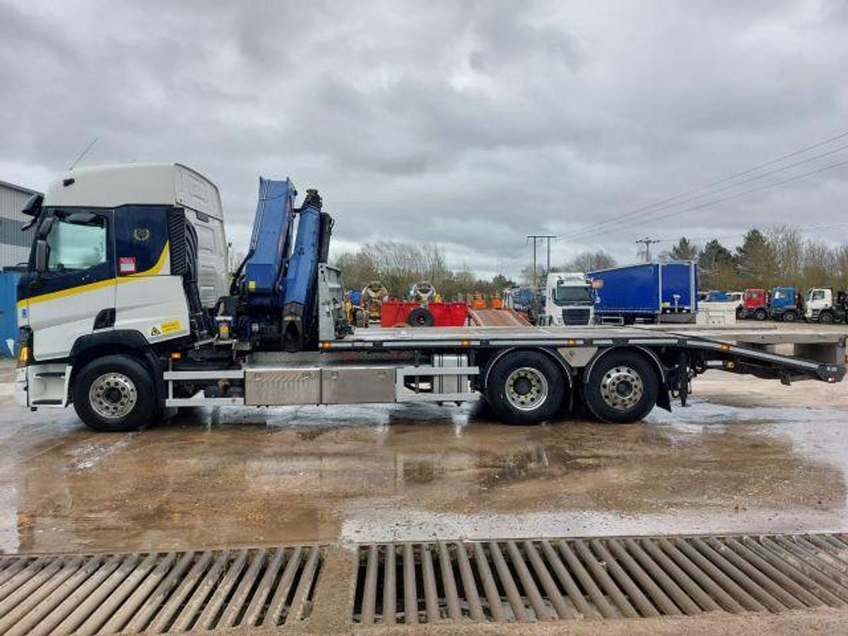 Used 2015 Renault C460 6x2 Rearlift Beavertail