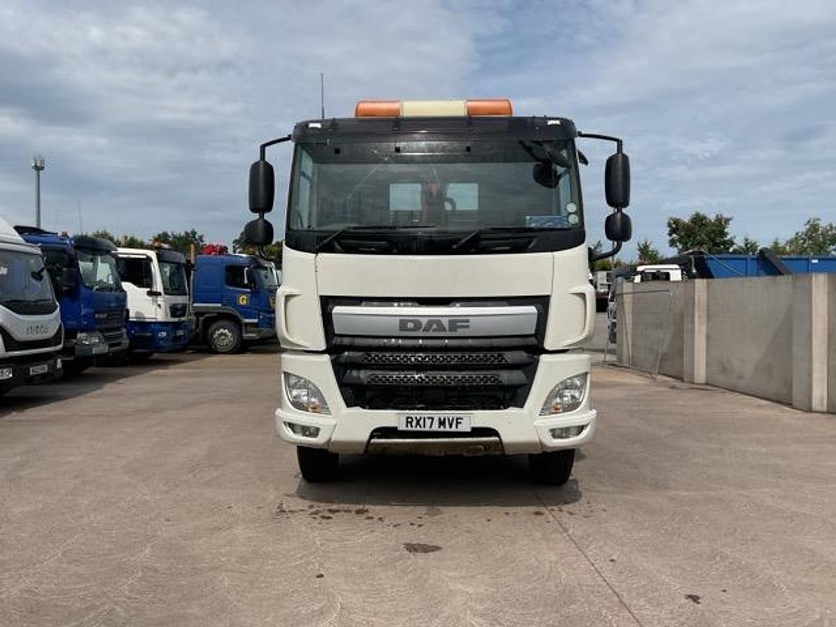 Used 2017 (17) DAF CF440 8x4 Steel Tipper Grab