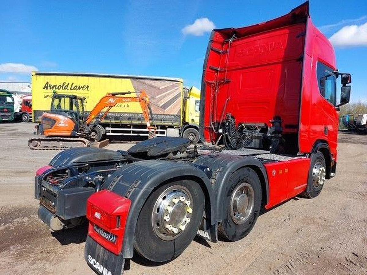 Used 2018 (18) Scania R520 V8 6x2 Rearlift