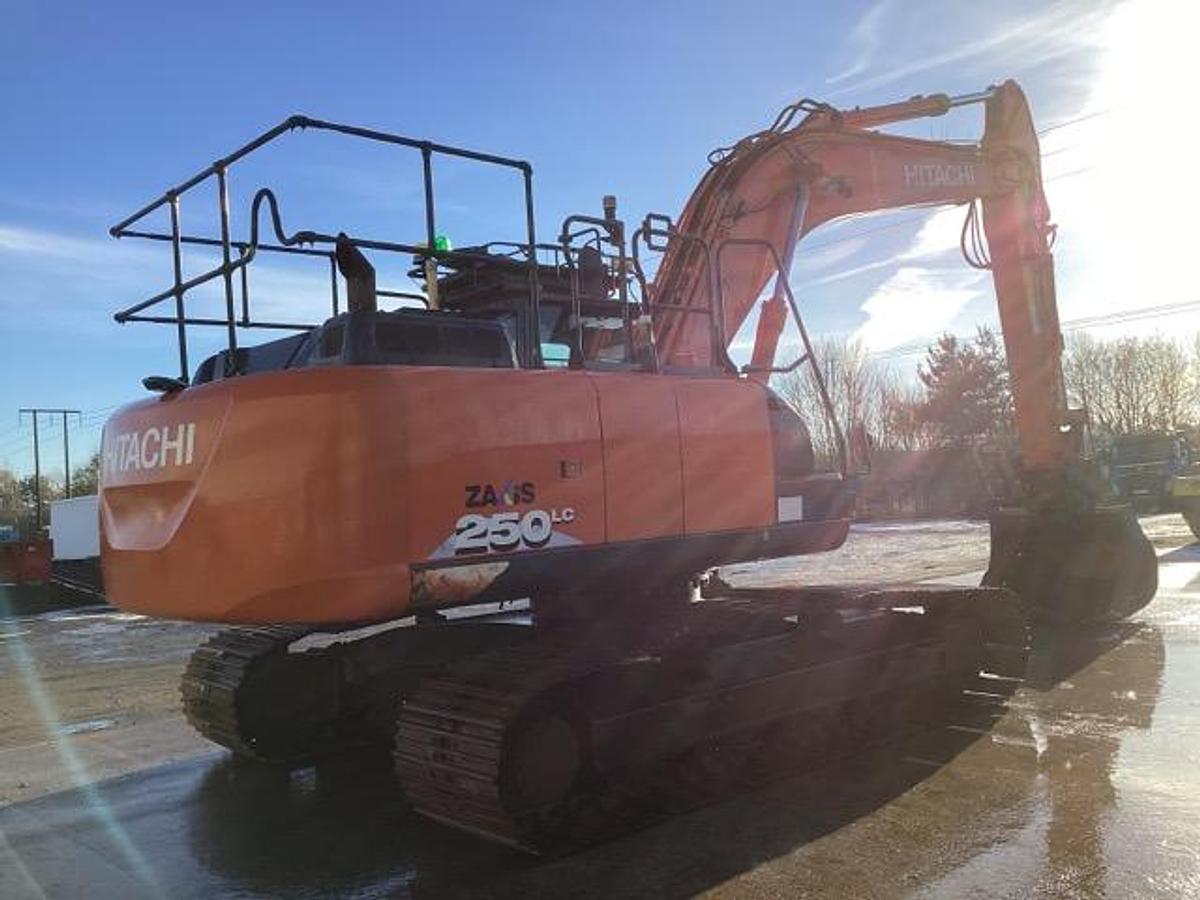 Used 2019 Hitachi ZX250LC-6 Tracked Excavator