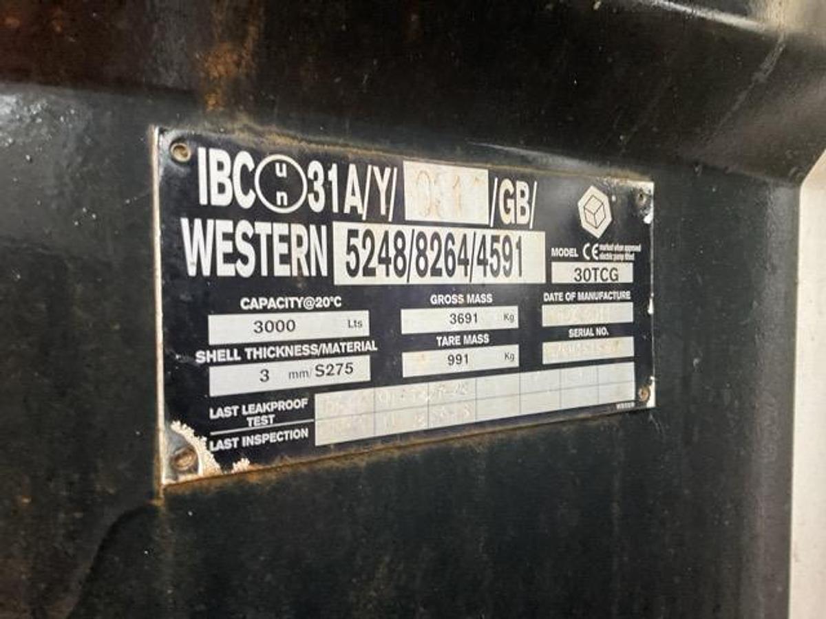 Used 2011 Scania R400 6x2 Fuller Vacuum Tanker