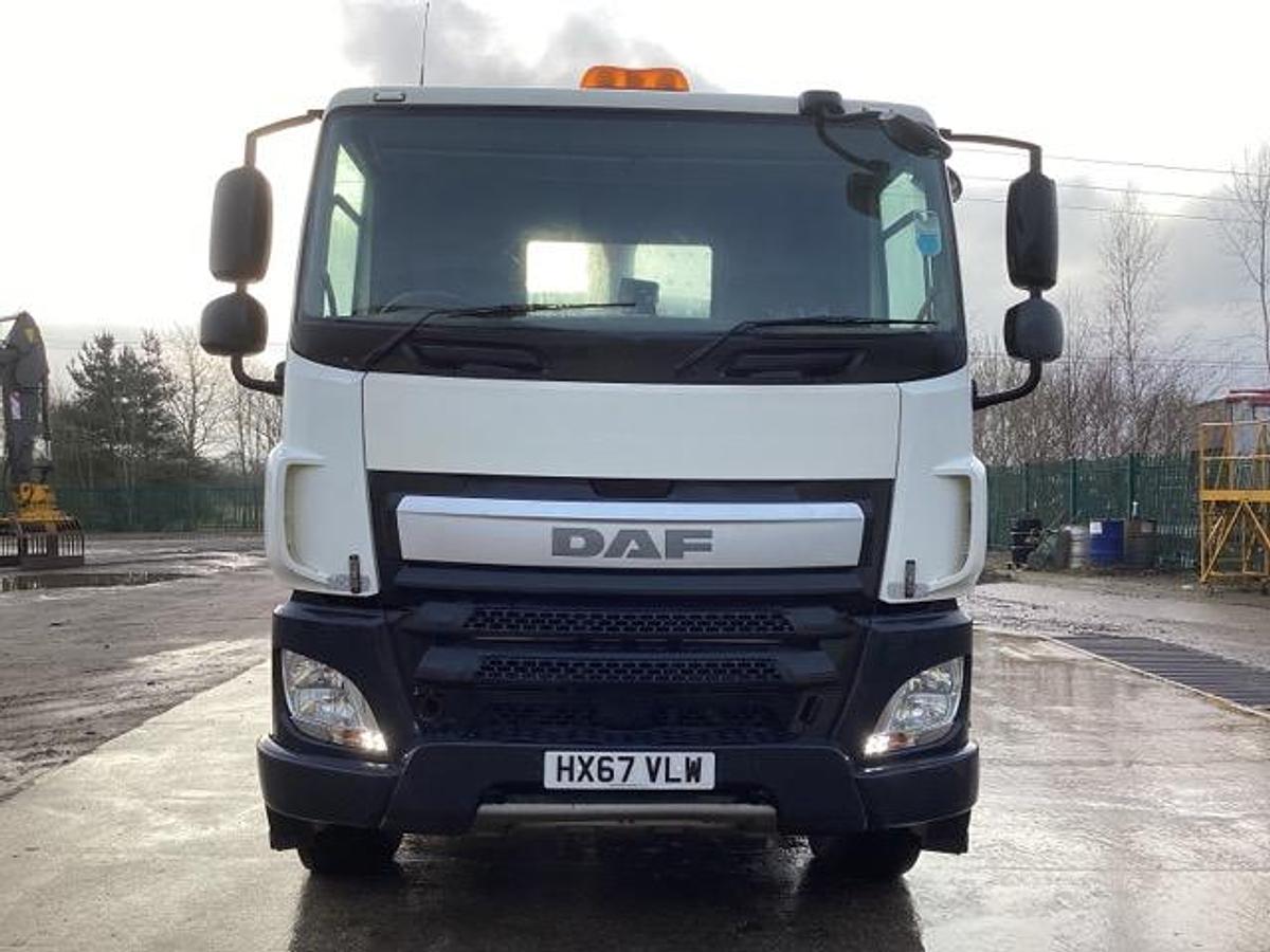 Used 2017 (67) DAF CF330 6x4 Tipper Grab