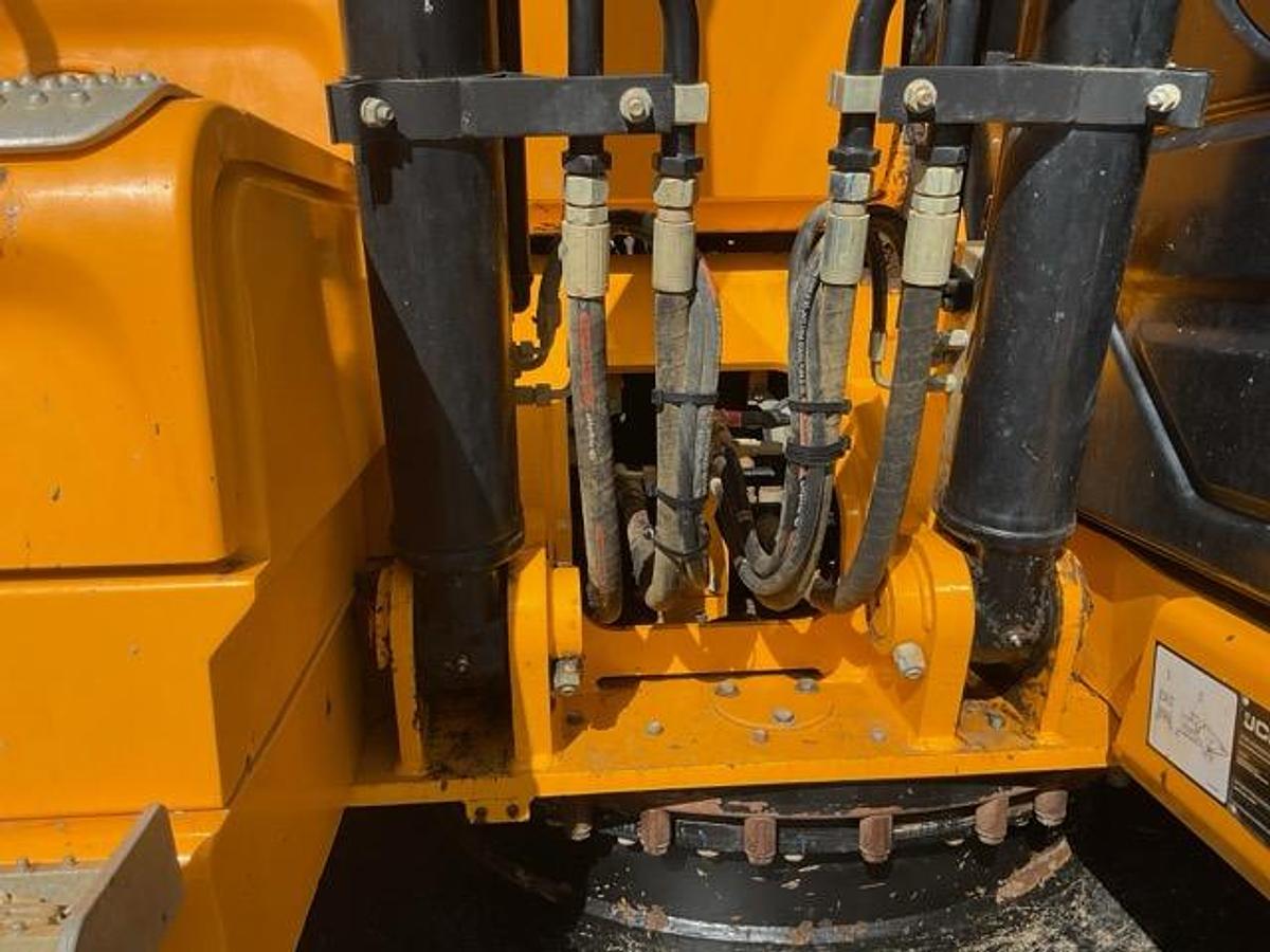 Used 2022 JCB 140XL tracked Excavator