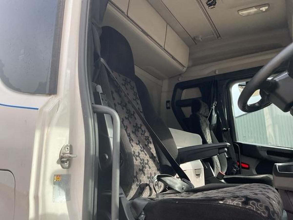 Used 2020 Scania R450 6x2 Midlift