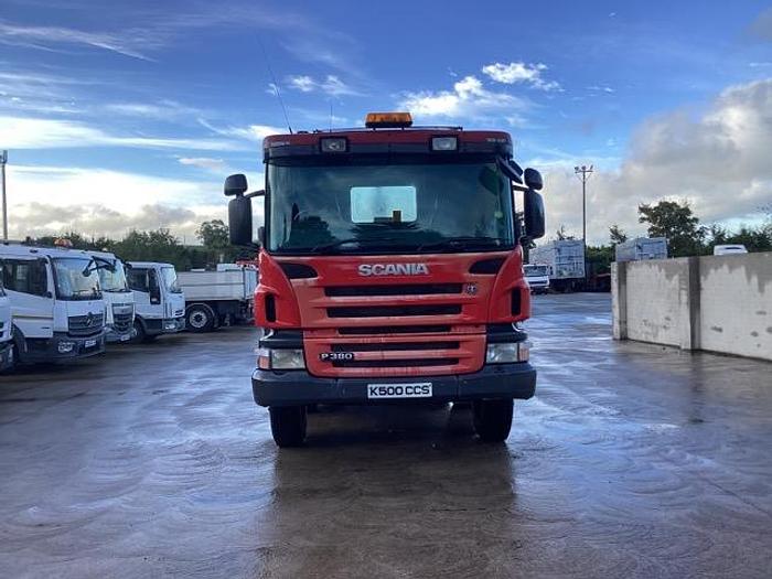 Used 2008 Scania P380 8x4 Hookloader