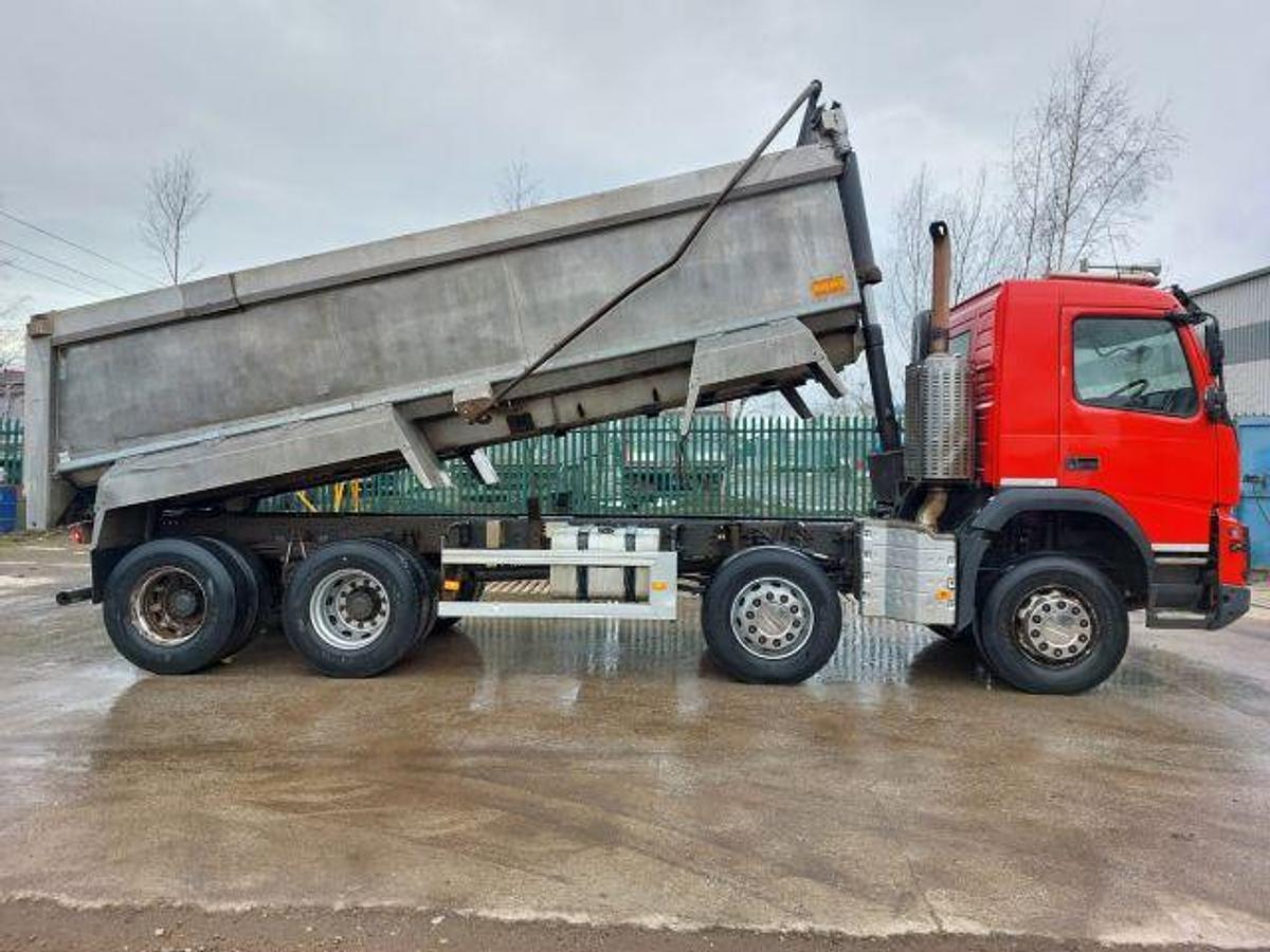 Used 2017 (17) Volvo FMX420 8x4 Alloy Tipper