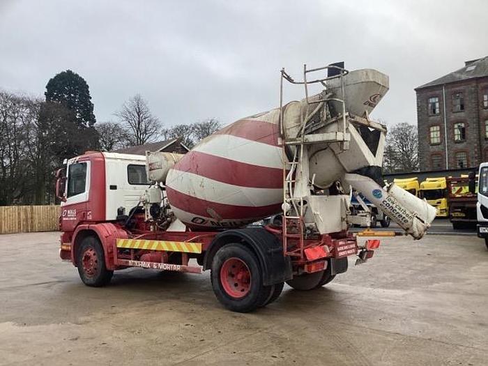 Used 1997 Scania 94D.220 (4x2 Mixer)