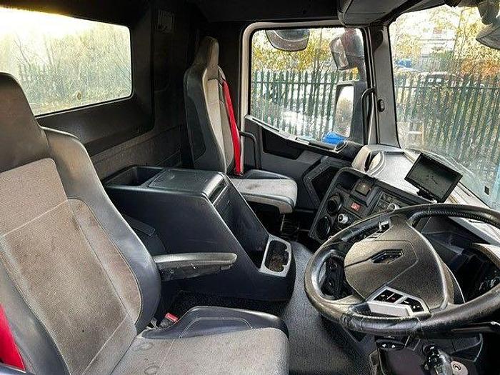 Used 2015 Renault K460 8x4 Volumetric Mixer