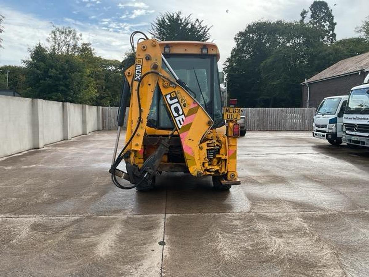 Used 2013 JCB 2CX Street Master 1435