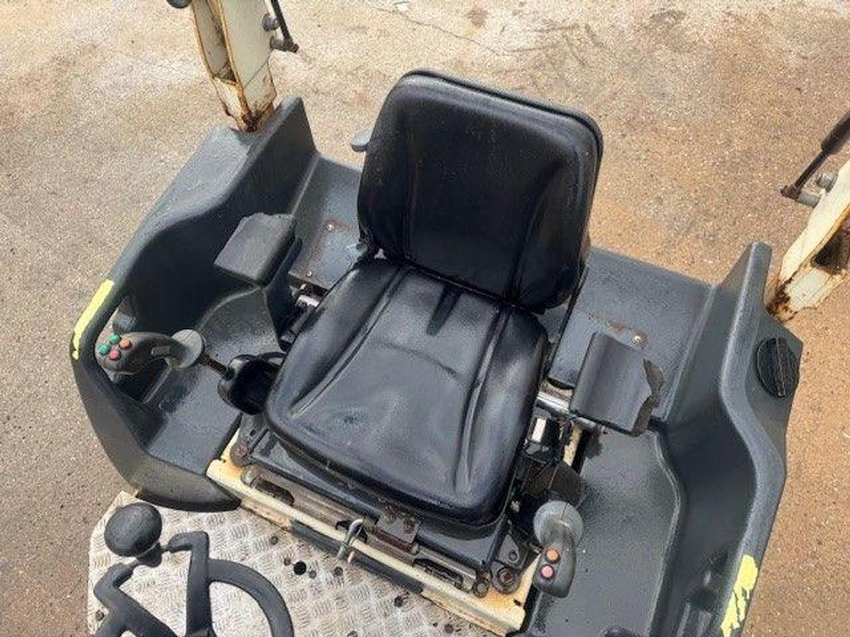 Used 2015 Bomag BW138 AD-5 Double Drum Vibrating Roller