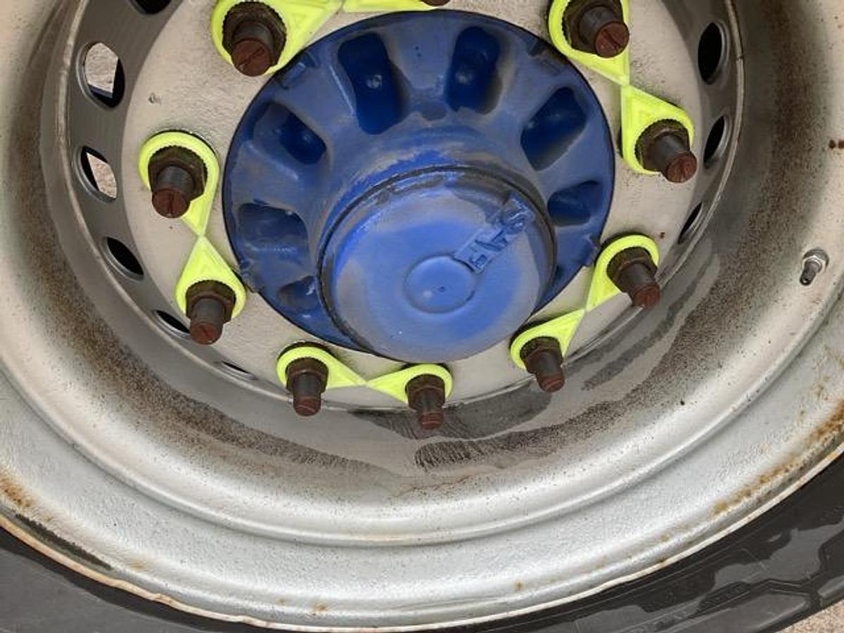 Used 2012 Montracon Tri Axle Extendable Skelly