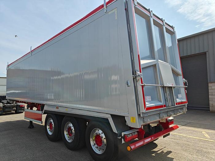 Weightlifter 73cyd Sloper Tipping Trrailer