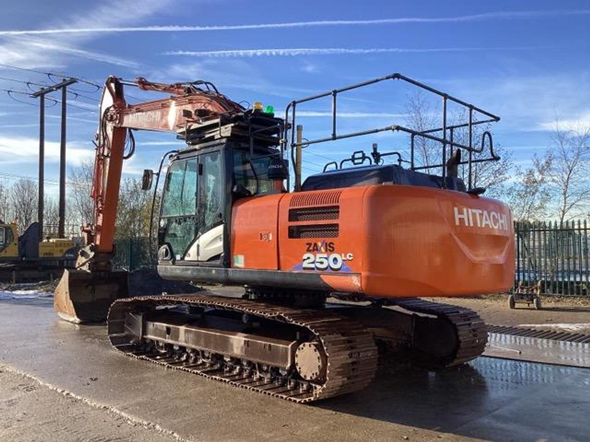 Used 2019 Hitachi ZX250LC-6 Tracked Excavator