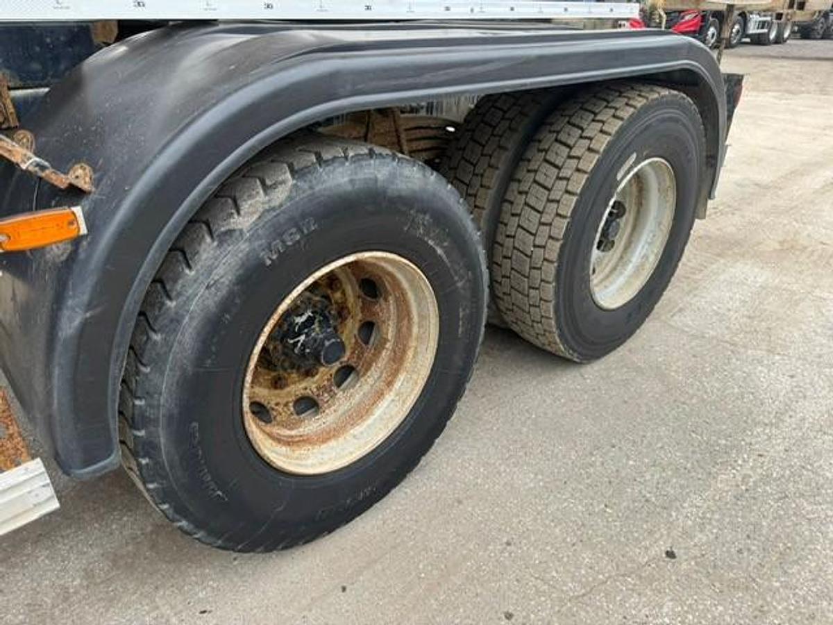 Used 2015 Scania P410 8x4 Mixer