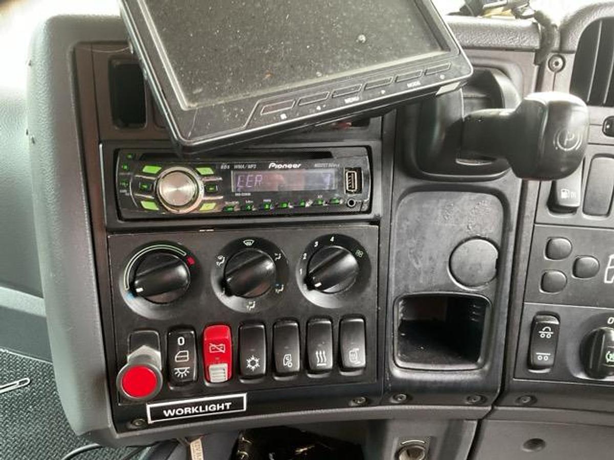 Used 2011 Scania R400 6x2 Fuller Vacuum Tanker