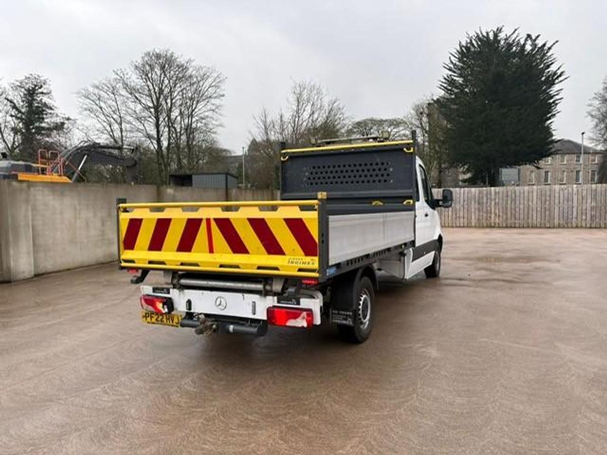 Used 2022 Mercedes Sprinter 314 CDI 3.5T Tipper