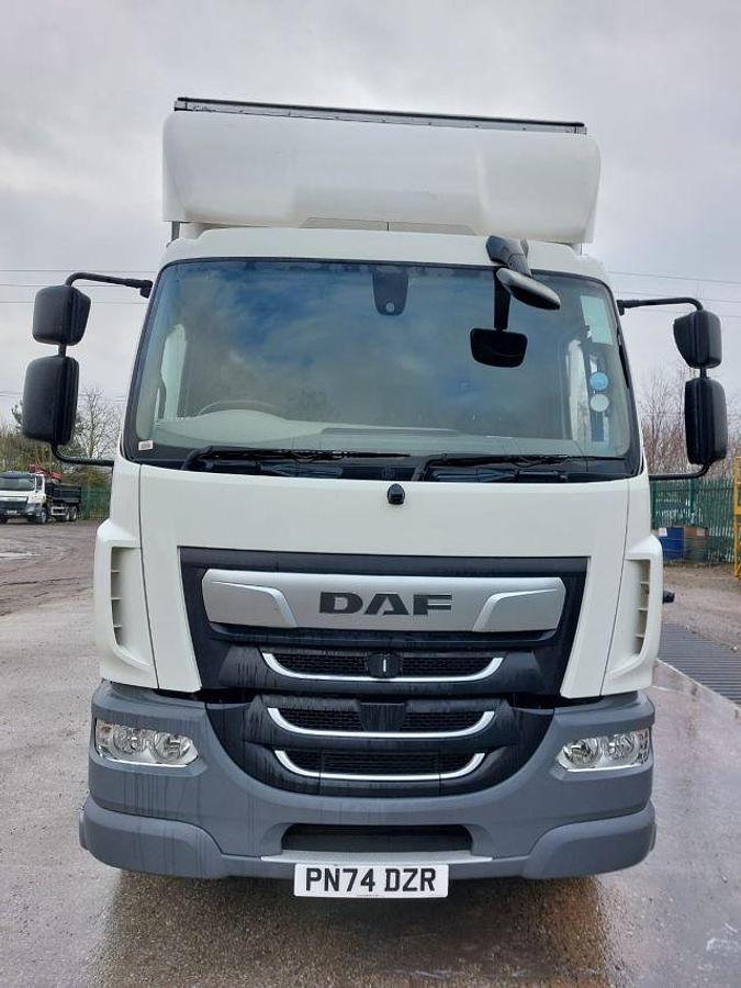 Used 2024 (74) DAF LF260 4x2 18T Curtainsider