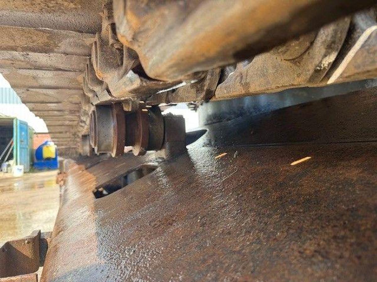 Used 2018 Hitachi ZX350LC-6 Tracke Excavator