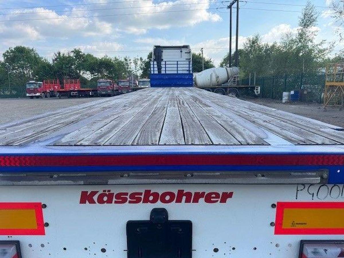 Used 2022 Kassbohrer Tri Axle Flat Trailer