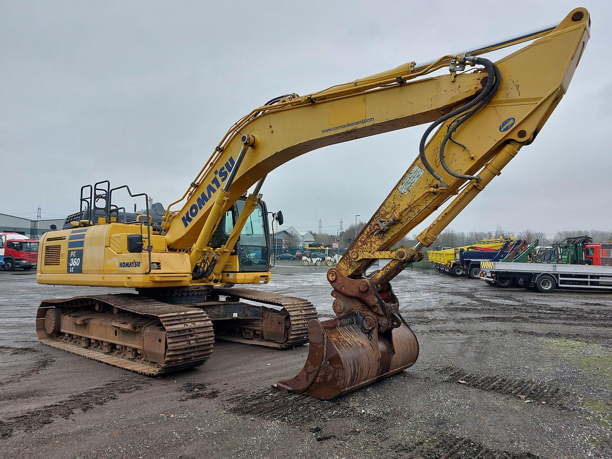 Used 2018 Komatsu PC360LC-11 Tracked Excavator