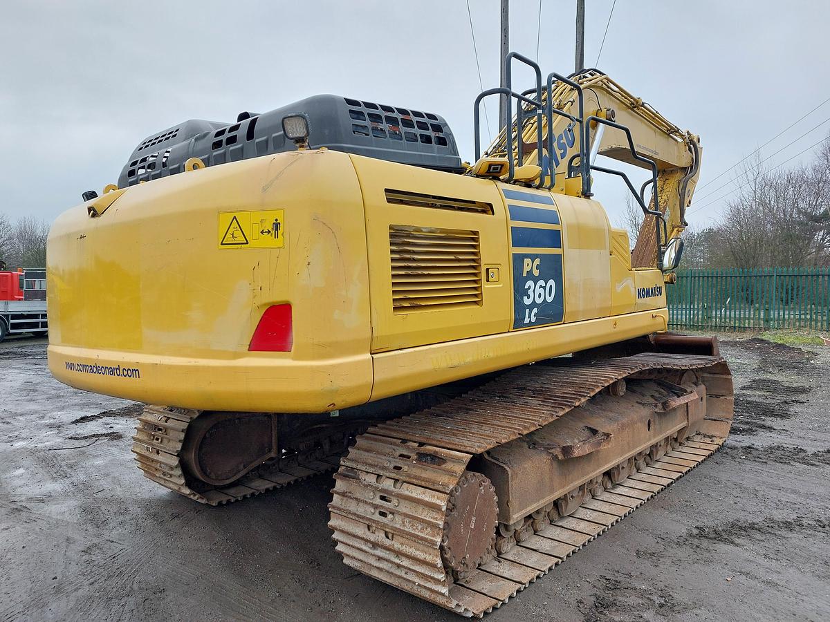 Used 2018 Komatsu PC360LC-11 Tracked Excavator
