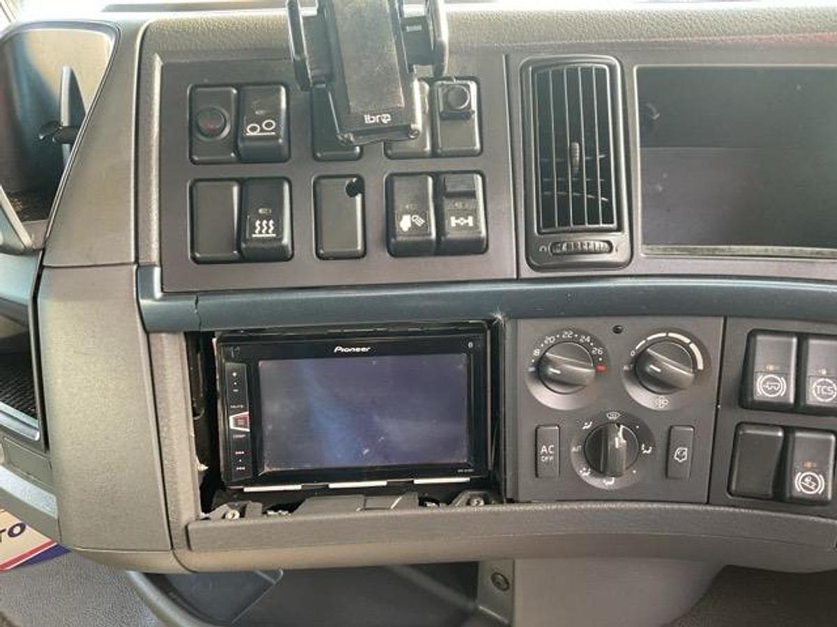 Used 2013 Volvo FH460 G/Trotter 6x2