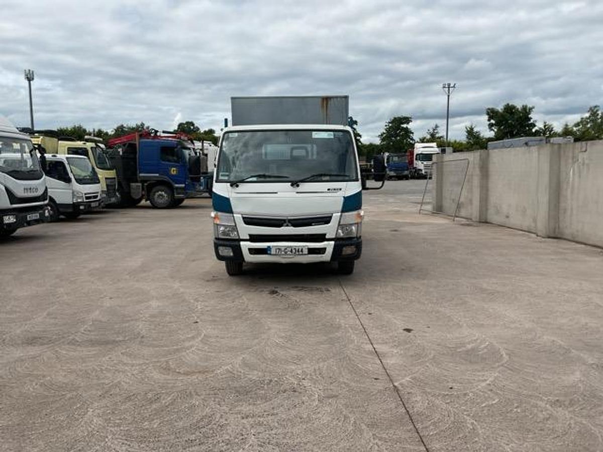 Used 2017 Mitsubishi Canter 4x2 Fuel Bouser