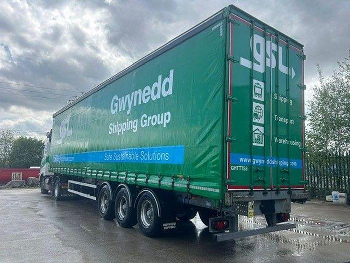 Used 2015 SDC Tri Axle Curtainsider Trailer