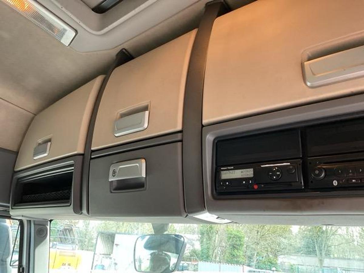 Used 2015 Renault T460 6x2 Tractor Unit