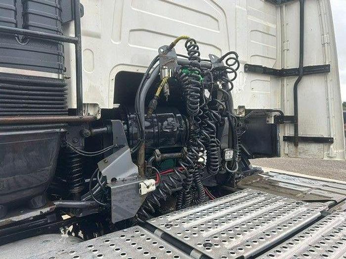 Used 2017 Volvo FH460 G/T 6x2 Midlift