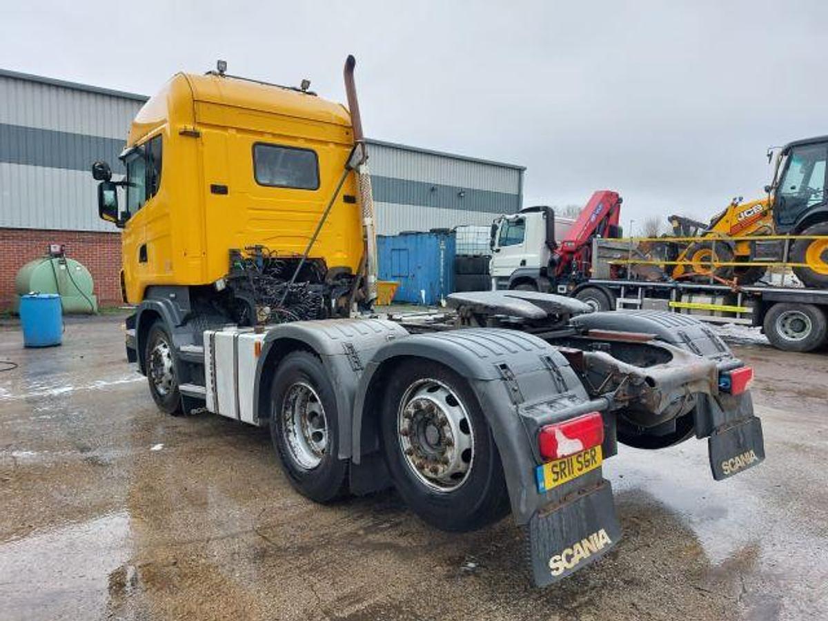 Used 2011 (11) Scania R480 6x2 Rearlift