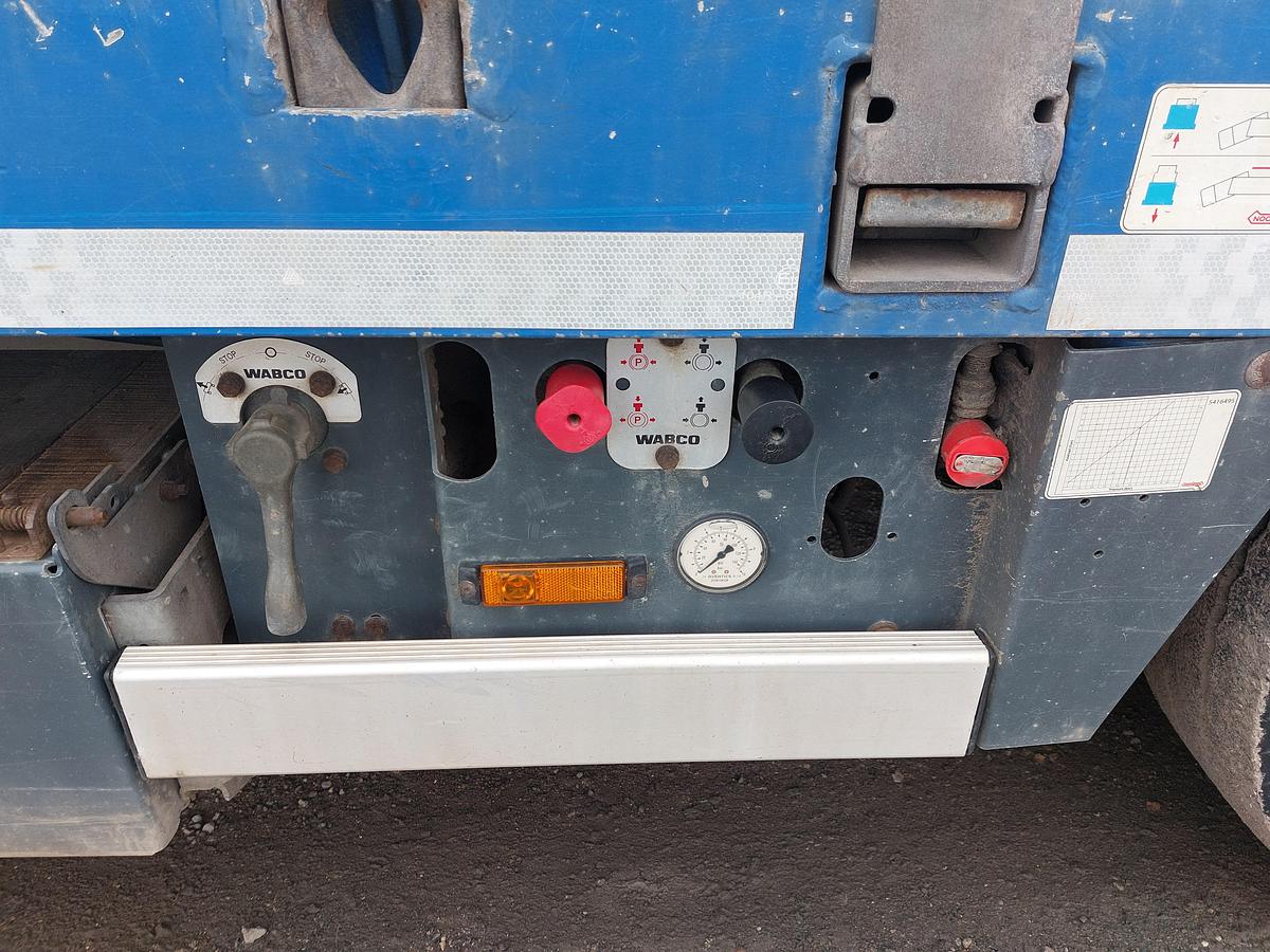 Used 2020 Nooteboom OSDS-58-04 4 Axle Stepframe Low Loader Trailer