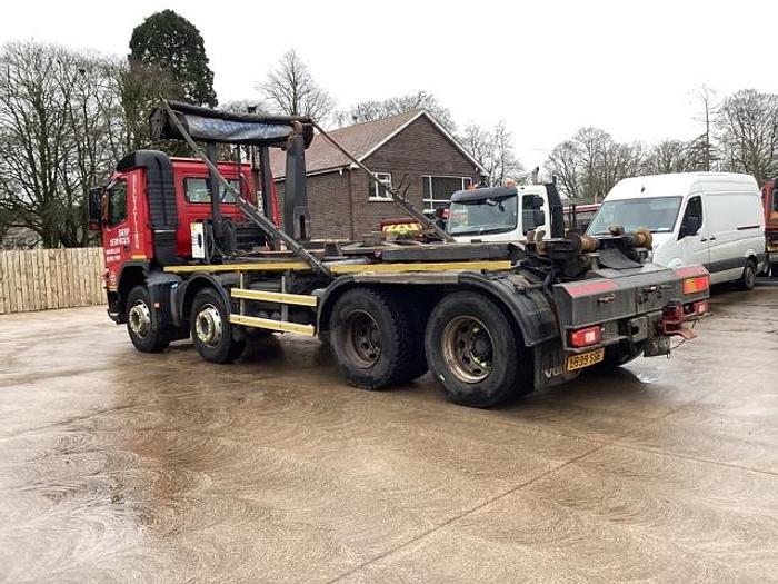 Used 2013 Volvo FM420 8x4 Hookloader FM420