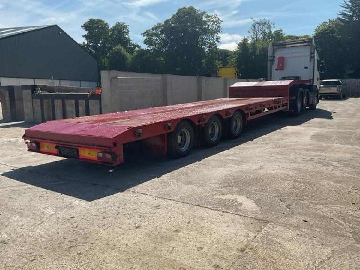 Used 2008 King MTSE Triaxle Stepframe Extendable Trailer