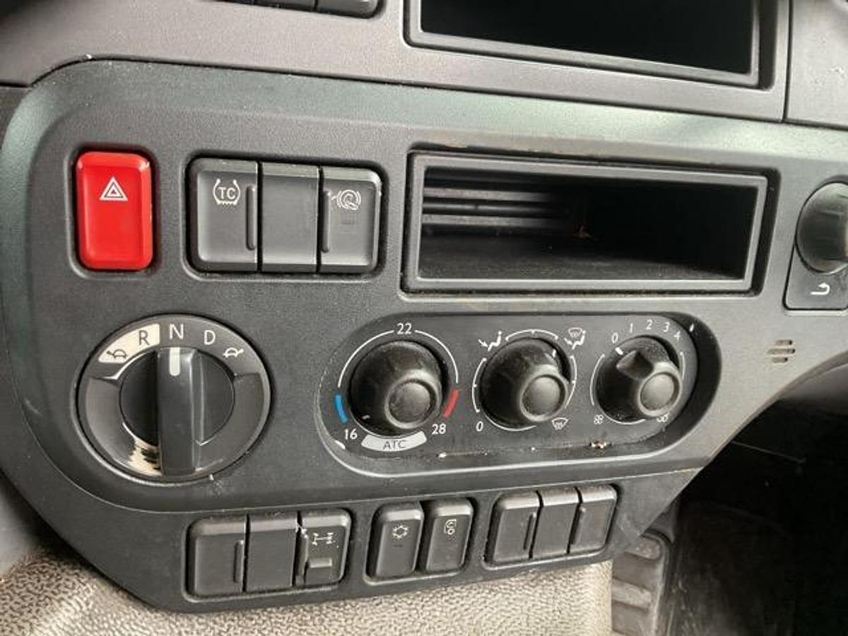 Used 2016 DAF CF440 4x2 Unit. Choice