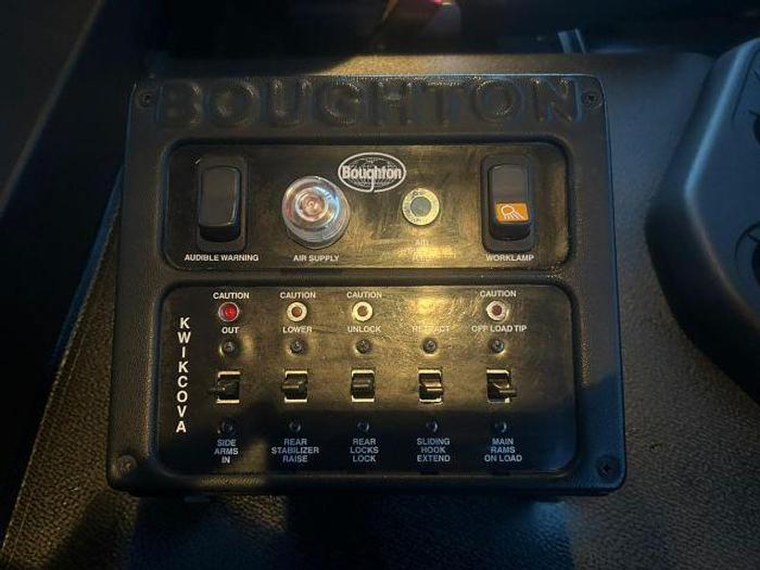 Used 2020 (20) Mercedes Arocs 3240 8x4 Hookloader