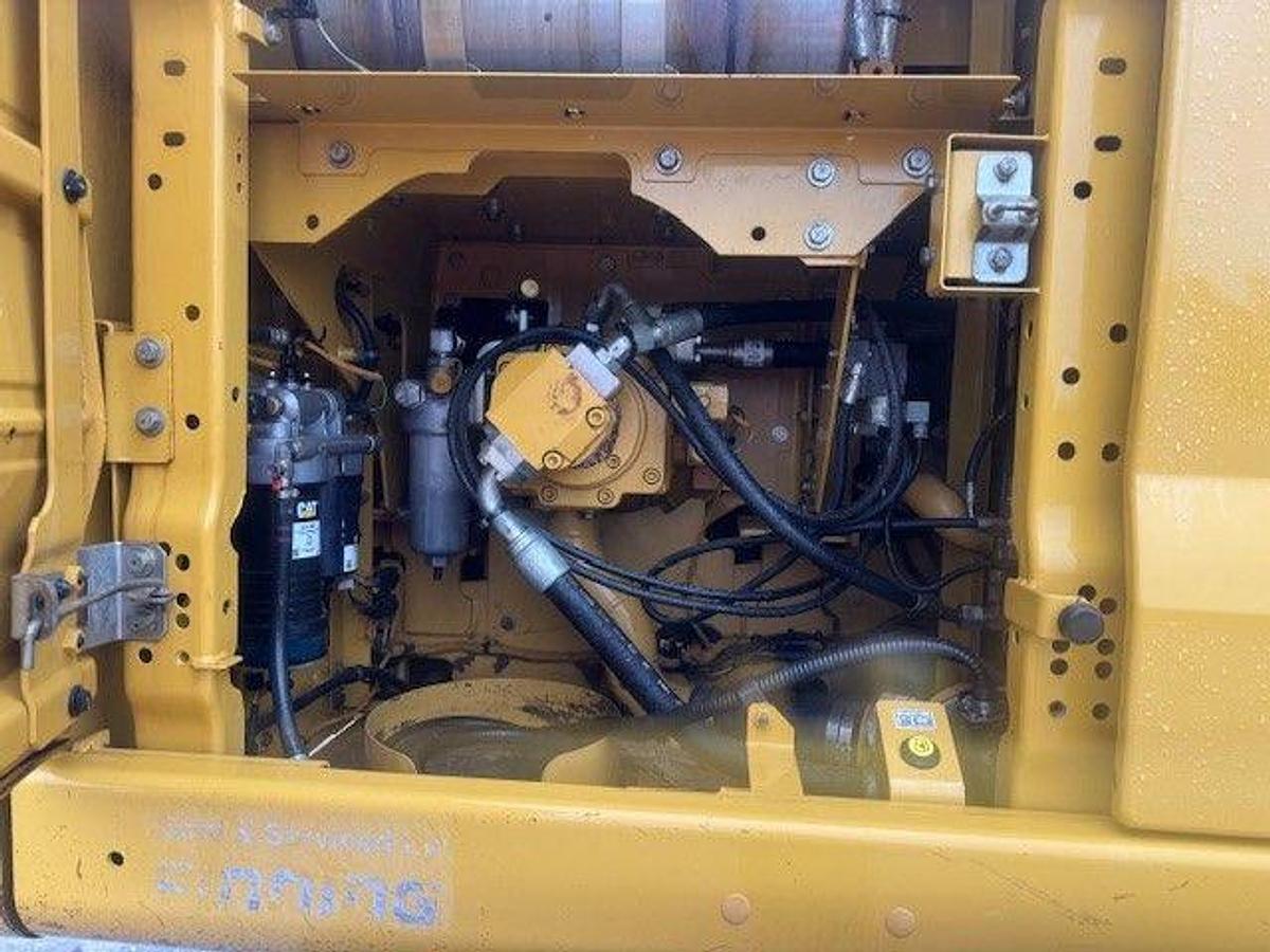 Used 2019 CAT 320 Tracked Excavator